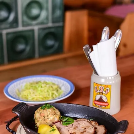 Gjaid-alm 1739m Am Dachstein-only Accessible By Cable Car מלון