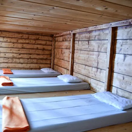 Gjaid-alm 1739m Am Dachstein-only Accessible By Cable Car