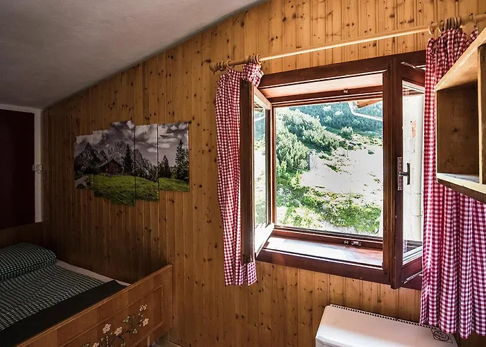 Gjaid-alm 1739m Am Dachstein-only Accessible By Cable Car Όμπερτραουν