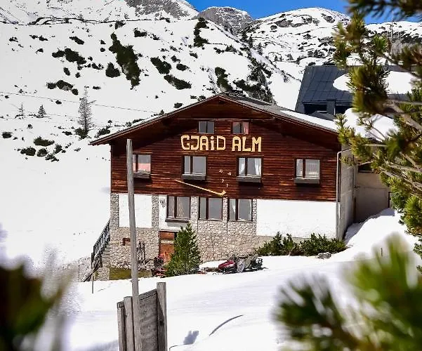 Otel Gjaid-alm 1739m Am Dachstein-only Accessible By Cable Car Obertraun