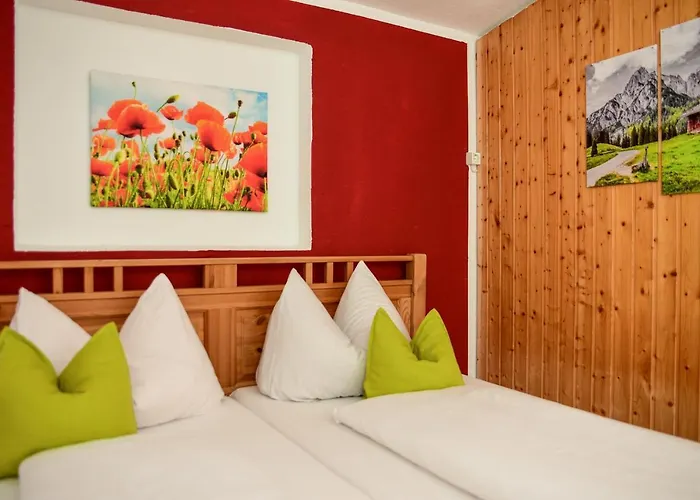 Otel Gjaid-alm 1739m Am Dachstein-only Accessible By Cable Car Obertraun